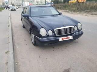 1997 Mercedes-Benz E-Класс 280 II (W210, S210), синий, 270000 рублей, вид 1