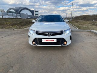 2017 Toyota Camry US Market VII (XV50) Рестайлинг, белый, 2490000 рублей, вид 1