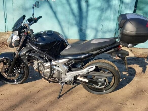 2009 Suzuki SFV 650 Gladius, чёрный, 510000 рублей - вид 4