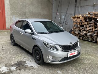 2012 Kia Rio 4-speed III, серебристый, 1150000 рублей, вид 3