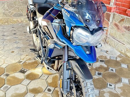 2018 Triumph Tiger 1200, синий, 1190000 рублей, вид 1