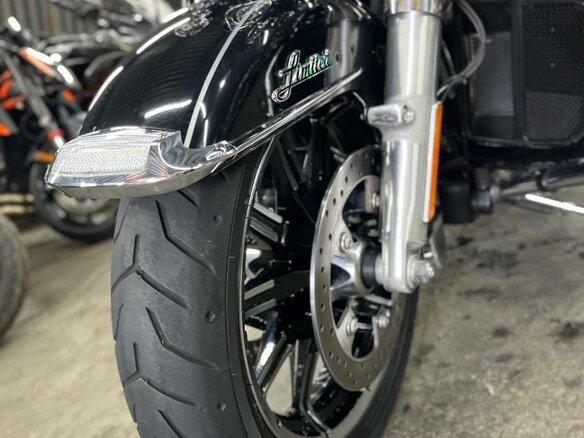 2015 Harley-Davidson Electra Glide, чёрный, 1460000 рублей - вид 32