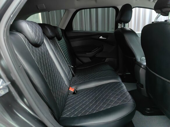 2017 Ford Focus III Рестайлинг, серый, 850000 рублей - вид 9