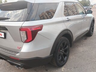 2019 Ford Explorer VI, серебристый, 2815467 рублей, вид 3