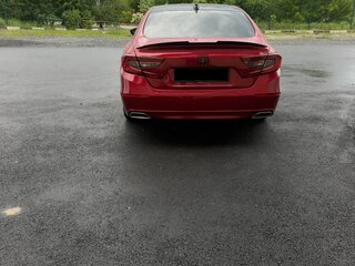 2017 Honda Accord X, красный, 1899000 рублей, вид 5
