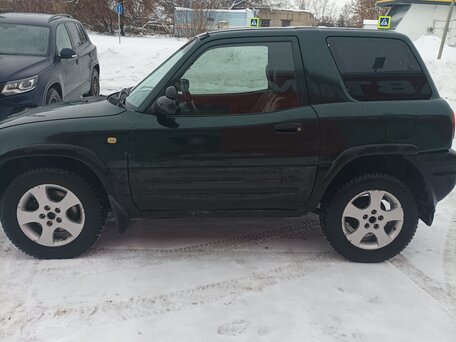 1996 Toyota RAV4 I (XA10), зелёный, 350000 рублей, вид 4