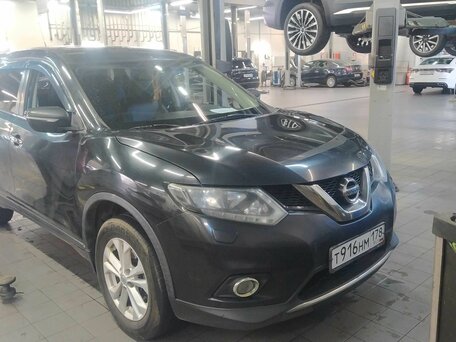 2015 Nissan X-Trail III, чёрный, 1390000 рублей, вид 2