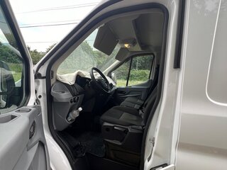 2017 Ford Transit, белый, 2000000 рублей, вид 3