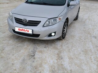 2010 Toyota Corolla X (E140, E150), серебристый, 900000 рублей, вид 5