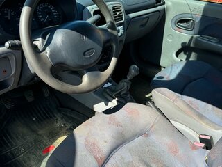 2001 Renault Clio II, красный, 180000 рублей, вид 5