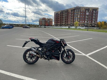 2014 Ducati Streetfighter, чёрный, 600000 рублей, вид 2