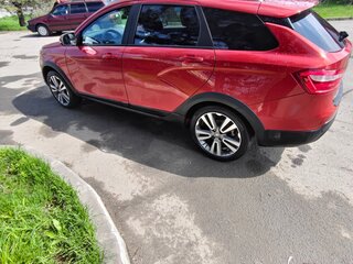 2018 Lada (ВАЗ) Vesta SW Cross I, красный, 1125000 рублей, вид 5