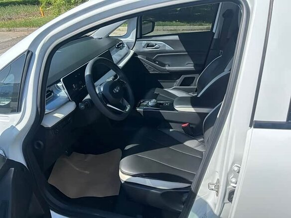 2023 Geely Geometry E 33.5 kWh, белый, 1350000 рублей - вид 6