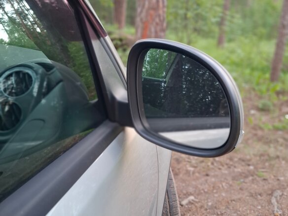 2012 Volkswagen Tiguan I Рестайлинг, серебристый, 790000 рублей - вид 9