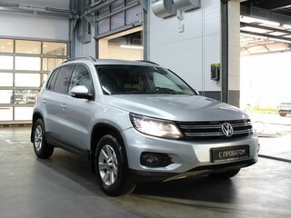 2012 Volkswagen Tiguan I Рестайлинг, серебристый, 890000 рублей, вид 3