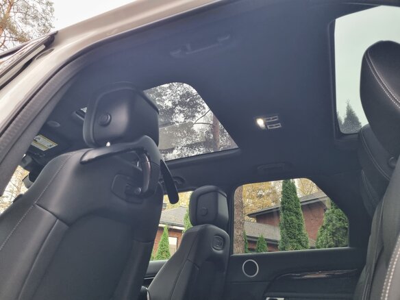 2025 Land Rover Discovery P300 V Рестайлинг, белый, 6590000 рублей - вид 21