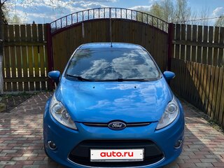 2011 Ford Fiesta Mk6, голубой, 1000000 рублей, вид 1
