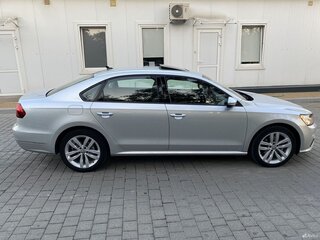 2018 Volkswagen Passat (North America and China) I Рестайлинг, серый, 1900000 рублей, вид 5