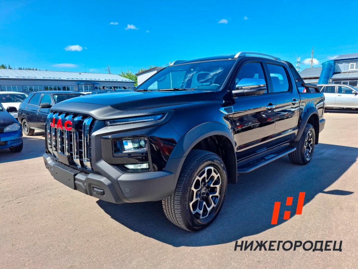 Открыть фотографии: JAC T9