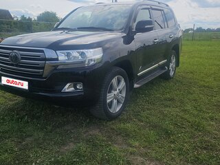 2017 Toyota Land Cruiser 200 Series Рестайлинг 2, чёрный, 5400000 рублей, вид 1