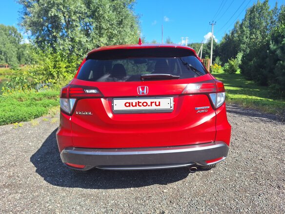 2017 Honda Vezel I, красный, 1650000 рублей - вид 3
