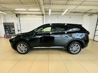 2020 Toyota Harrier III (XU60) Рестайлинг, чёрный, 2949000 рублей, вид 3