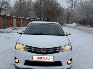 2013 Toyota Corolla Axio XI (E160, E170, E180), белый, 950000 рублей, вид 1