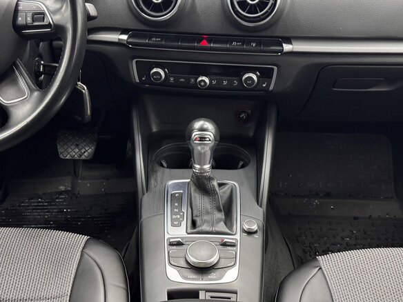 2015 Audi A3 III (8V), красный, 1299000 рублей - вид 14