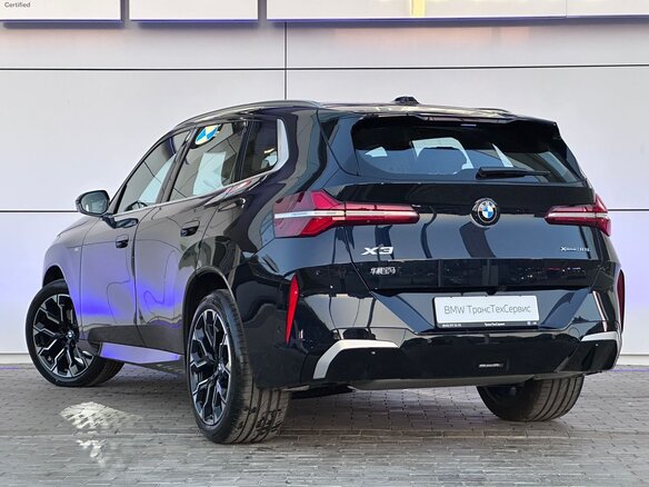 2025 BMW X3 Long 30L xDrive IV (G45/G48), чёрный, 7550000 рублей - вид 3