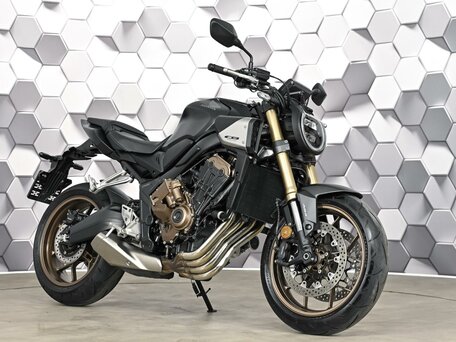 2025 Honda CB 650R, чёрный, 1177000 рублей, вид 1