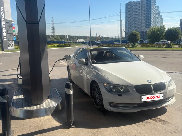 2010 BMW 3 серии 320i V (E90/E91/E92/E93) Рестайлинг, белый, 1200000 рублей - вид 1