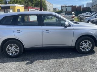 2013 Mitsubishi Outlander III, серебристый, 1450000 рублей, вид 3