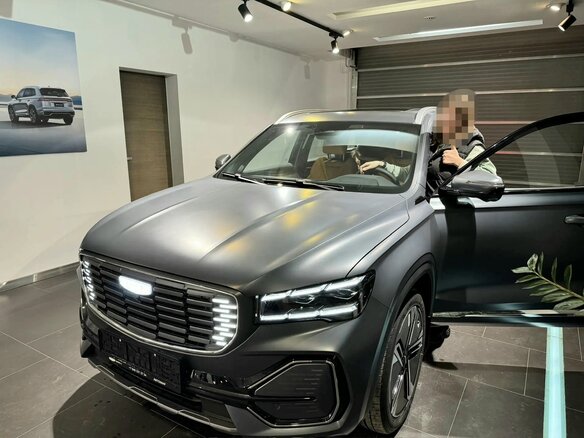 2022 Geely Monjaro (Xingyue L) Hi-P I, серый, 3200000 рублей - вид 4