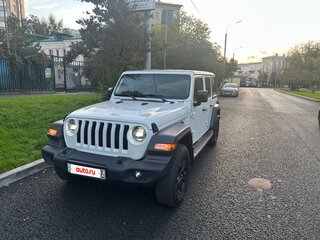 2019 Jeep Wrangler IV (JL), белый, 4000000 рублей, вид 2