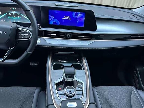 2023 Chery Omoda 5, серый, 1615000 рублей - вид 1