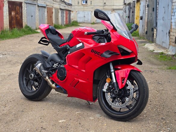 2023 Ducati Panigale V4, красный, 2280000 рублей