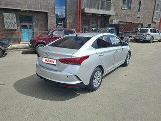 2021 Hyundai Solaris II Рестайлинг, серый, 1690000 рублей, вид 5