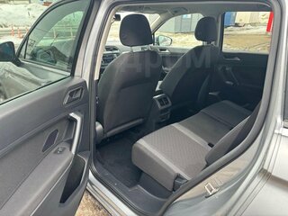 2020 Volkswagen Tiguan Allspace II, серый, 2800000 рублей, вид 5