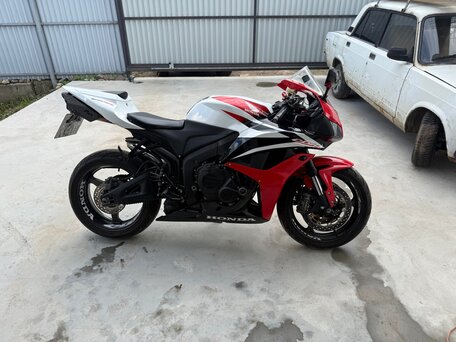 2008 Honda CBR 600RR, серый, 550000 рублей, вид 3