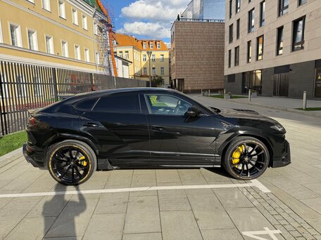 2019 Lamborghini Urus I, чёрный, 22000000 рублей, вид 5