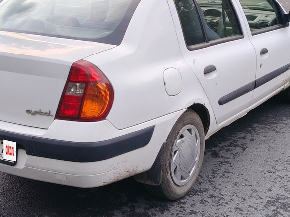 2002 Renault Symbol I Рестайлинг, белый, 150000 рублей - вид 23