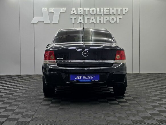 2013 Opel Astra H Рестайлинг, чёрный, 849000 рублей - вид 4