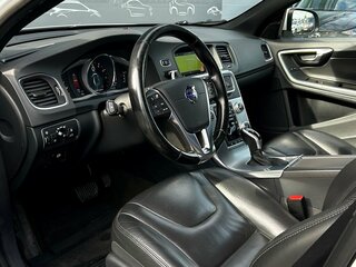 2017 Volvo S60 II Рестайлинг, белый, 1315600 рублей, вид 5