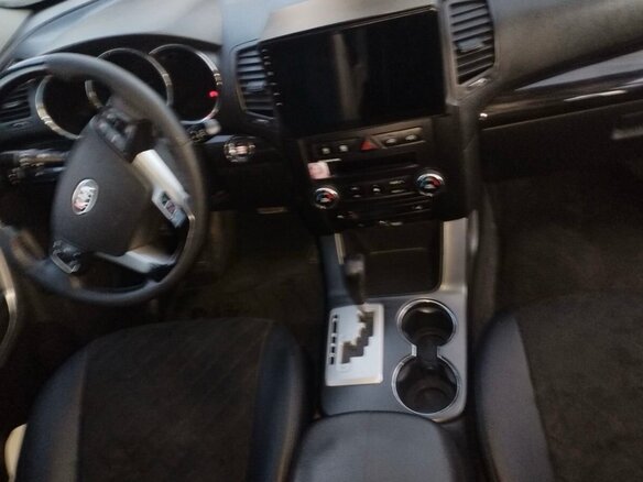 2010 Kia Sorento II, чёрный - вид 13