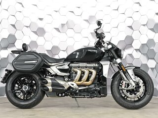 2022 Triumph Rocket III, чёрный, 1999000 рублей, вид 2