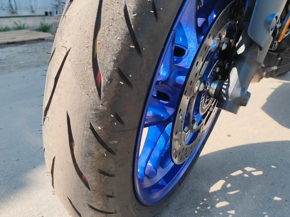 2024 Yamaha MT-09 (FZ-09), синий, 1289000 рублей - вид 13
