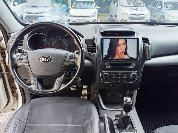 2013 Kia Sorento II Рестайлинг, белый - вид 3