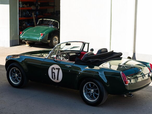 1967 MG MGB, зелёный, 5900000 рублей - вид 4