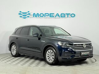 2019 Volkswagen Touareg III, синий, 5050000 рублей, вид 3