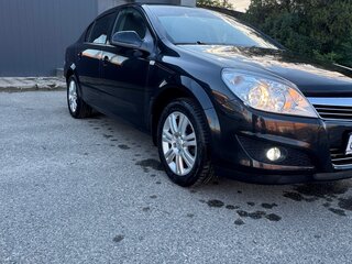 2012 Opel Astra H Рестайлинг, чёрный, 595000 рублей, вид 4